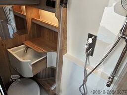 MEGAMOBIL Mega Lounge 680 S Twin Best Luxury Campervan