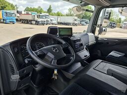 MERCEDES-BENZ 824 L Atego Tempomat Navi Schwenkwandkoffer