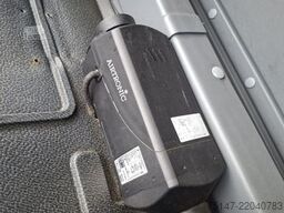 MERCEDES-BENZ 824 L Atego Tempomat Navi Schwenkwandkoffer