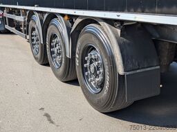  TMT 92 cbm, Lift- u Lenkachse, Schutzplane links