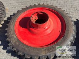 BKT KR 320/85R38 + 320/90 R54 BKT + Kock Anschlüsse