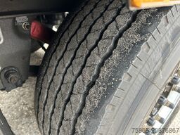 Schmitz Cargobull SCB S3B / Box Trailer / 2x Liftaxle / APK TUV 0...