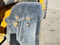 JCB 541-70