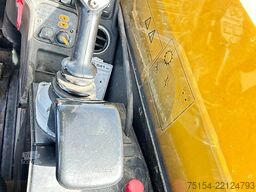 JCB 541-70
