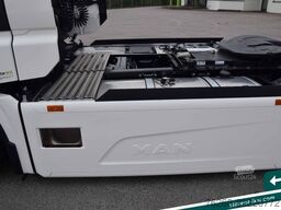 MAN TGX 18.520 Low Deck Hubsattelk. D30 Ret.  MIETE