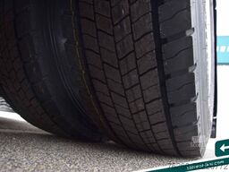 MAN TGX 18.520 Low Deck Hubsattelk. D30 Ret.  MIETE