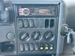 SCANIA P360 4x2 BL Fahrgestell Ohne Aufbau *Motorschade
