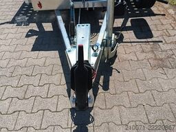 BLYSS Autotransporter 655x205cm 3500kg zGG