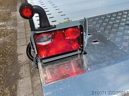 BLYSS Autotransporter 655x205cm 3500kg zGG