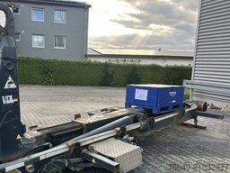 Mercedes-Benz Arocs 3240 8x4 Arocs 3240 8x4,Betonmischer Liebherr HTM 904F 9m³ , Wechselsystem