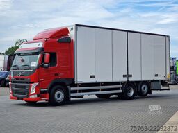 Volvo FM 370 Globetrotter 6x2*4 - Box with sidedoors ...