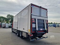 Volvo FM 370 Globetrotter 6x2*4 - Box with sidedoors ...