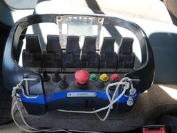 Volvo FL 280 open box truck with HMF 1320 crane 362.3...