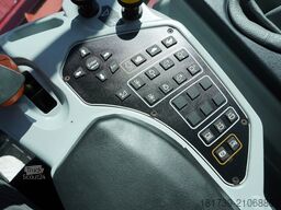 ROSTSELMASH VECTOR 425 RSM-101 grain harvester+Heade