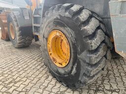 LIEBHERR Liebherr L576