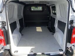 PEUGEOT e-Expert L1 (50kWh)