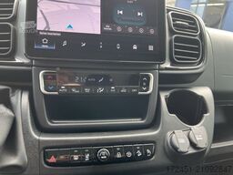 PEUGEOT Boxer 2.2 BlueHDi 140 L3H2