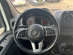 Mercedes-Benz Sprinter 319 1.9 CDI / L4 H3 / RWD / / Leder / ...