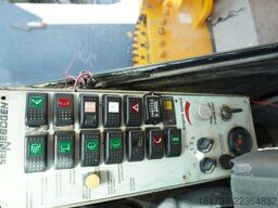 Sennebogen 630 rough terrain crane / 2000 MTH / 30m
