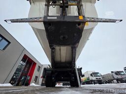 SCHMITZ CARGOBULL SKI 24 SL 7.2 / Liftachse