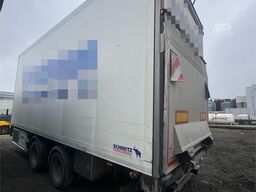 Schmitz Cargobull 2-axle box trailer with Carrier refrigeration unit