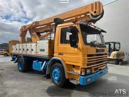 Scania 82m lift truck w/ Simon cara 170 - Must see. WATCH