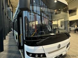  Golden Dragon Pivot EV Electric Bus