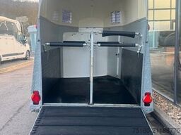 HUMBAUR Xanthos Aero 2 Pferdeanhänger 2,4t. ALU 1. Hd