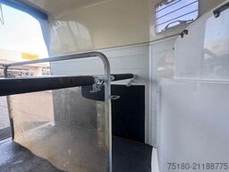 HUMBAUR Xanthos Aero 2 Pferdeanhänger 2,4t. ALU 1. Hd