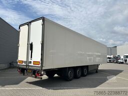 Schmitz Cargobull SKO 24 / Carrier Vector 1800 Reefer / Frigo Box...