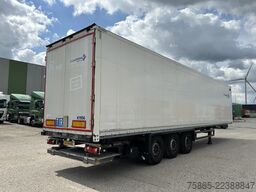 Schmitz Cargobull SCB S3B / Box / Loadlift / Disk / APK TUV 06-27