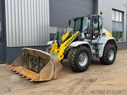 Kramer 8155 / Forks / bucket