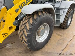 Kramer 8155 / Forks / bucket