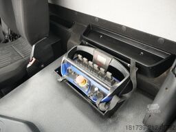 Mercedes-Benz Arocs 2536 6x2 E6 / Fassi F195A.0.23 / r