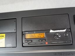 Mercedes-Benz Antos 2540 / Flatbed 15 EPAL/ Fassi F165