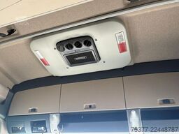 MAN TGX 26 460 6 x 2, steering lifting hydraulics, ...
