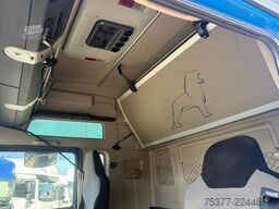 MAN TGX 26 460 6 x 2, steering lifting hydraulics, ...