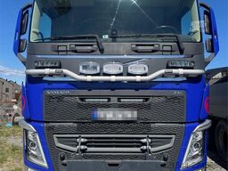 Volvo FH540 6x4 snow plow-equipped tipper truck – 75,000