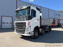 Volvo FH 540 8x4 tipper truck. WATCH VIDEO.