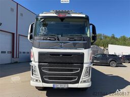 Volvo FH 540 8x4 tipper truck. WATCH VIDEO.
