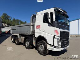Volvo FH 540 8x4 tipper truck. WATCH VIDEO.