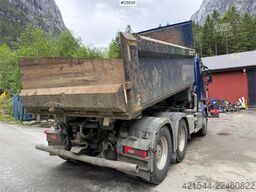 Scania R730 6x4 snowplow-equipped combination vehicle