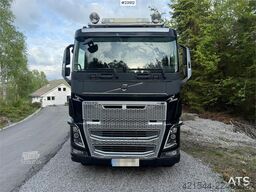Volvo FH16 750 tipping truck