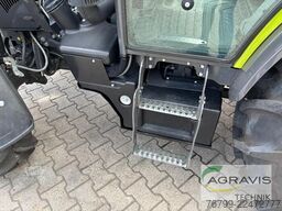 Claas NEXOS 220 L