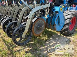 Lemken COMPACT-SOLITAIR 9/300 Z