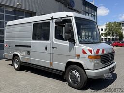 mercedes-benz Vario 815d DoKa/ Autom./ Werkstattregal