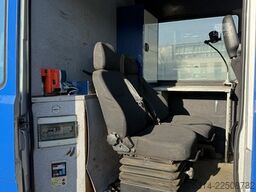 mercedes-benz Vario 816d WERKSTATT REGAL*