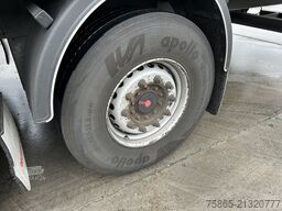 Fruehauf FSR MD4 / Box / Loadlift 2000 kg / Lift axle / ...