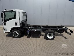 ISUZU M30 RECHTSLENKER Aut. 5.2l 190 PS Radst 2.765