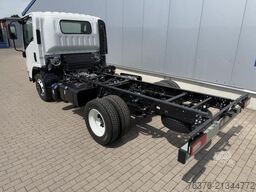 ISUZU M30 RECHTSLENKER Aut. 5.2l 190 PS Radst 2.765